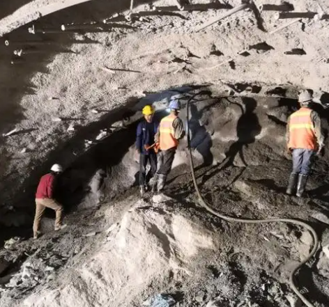 澄迈拱顶带模注浆料的施工流程及注意事项